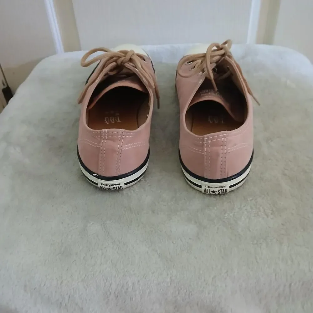 Converse Chuck Taylor All Star pink low top lace-up sneakers 8.5 soft girl basic